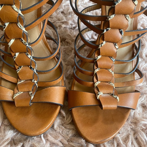 Beautiful Tan Strappy leather Coach heels (8 ) - Picture 8 of 10